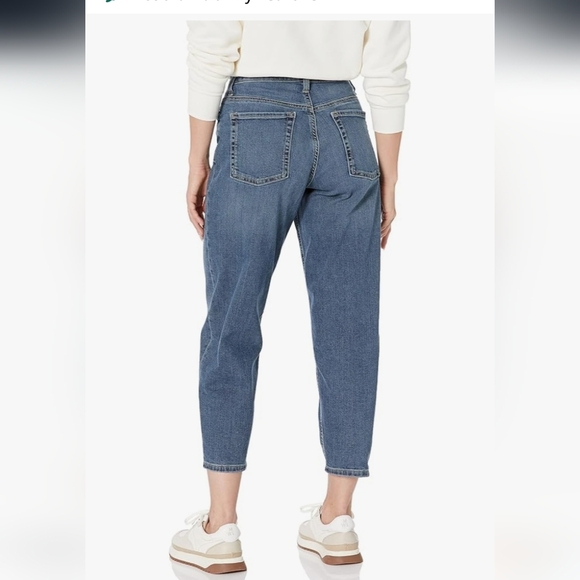 Amazon Essentials Women's Dark Blue Ankle Jeans - Picture 5 of 10